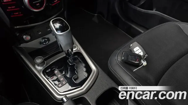 KG_Mobility_Ssangyong TIBOLI 2016 thumb 9