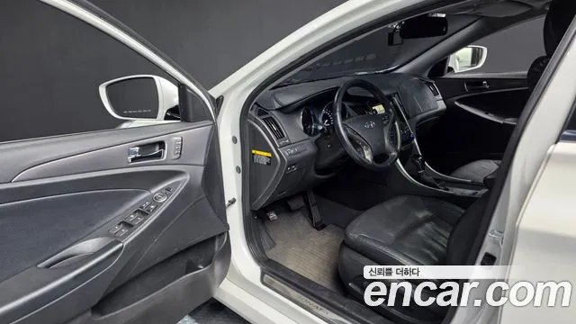 Hyundai Sonata 2013 thumb 10