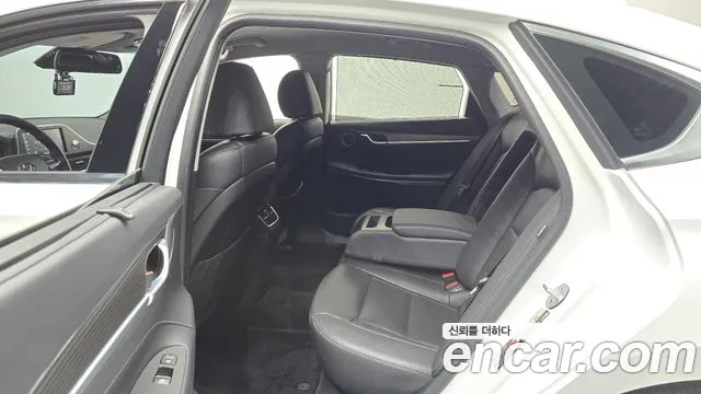 Hyundai Grandeur 2018 thumb 11