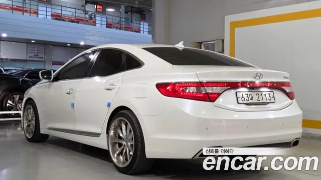 Hyundai Grandeur 2014 thumb 6