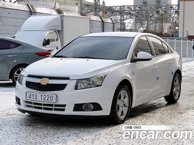 ChevroletGMDaewoo Lacetti 2009 thumb 2