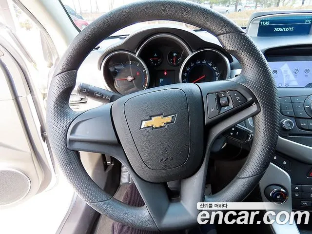 ChevroletGMDaewoo Lacetti 2009 thumb 8