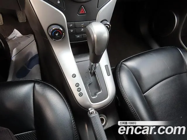 ChevroletGMDaewoo Lacetti 2009 thumb 10