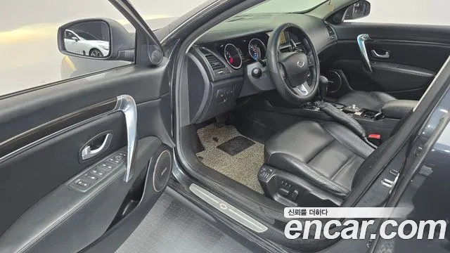 Renault-KoreaSamsung Latitude 2011 thumb 10