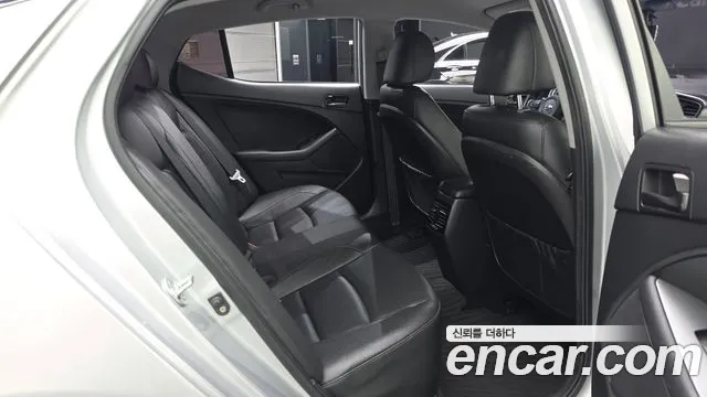 Kia K5 2015 thumb 12
