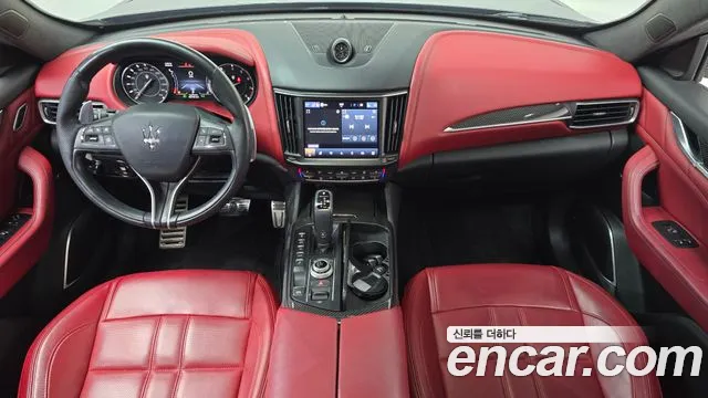 Maserati Levante 2022 thumb 7