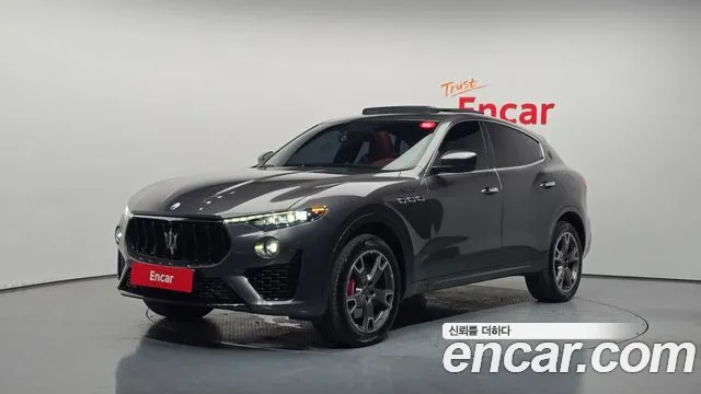 Maserati Levante 2022 thumb 12