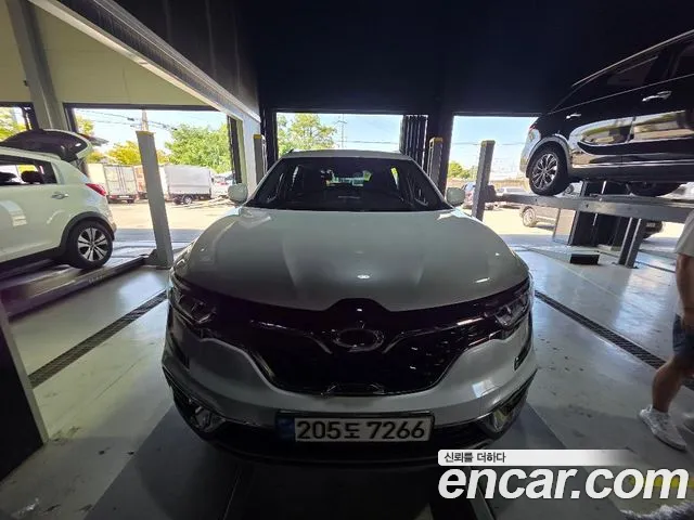 Renault-KoreaSamsung Koleos 2022 thumb 4
