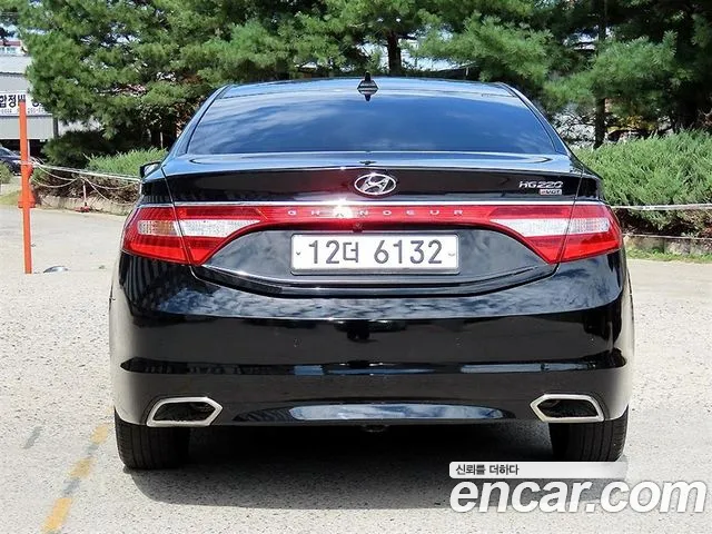 Hyundai Grandeur 2015 thumb 4