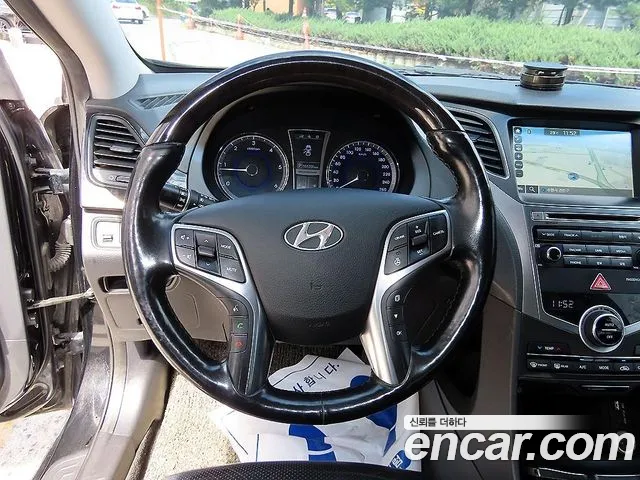 Hyundai Grandeur 2015 thumb 8