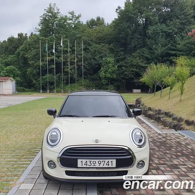 MINI Hatch 2020 thumb 3