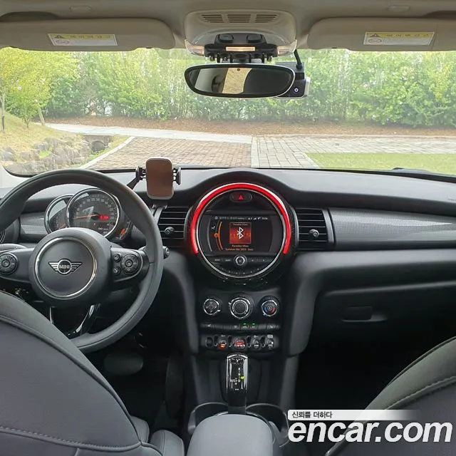 MINI Hatch 2020 thumb 9