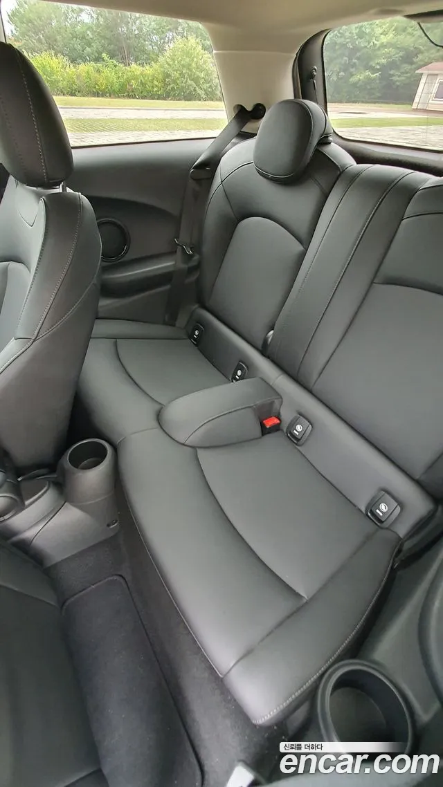 MINI Hatch 2020 thumb 10