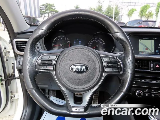 Kia K5 2015 thumb 8