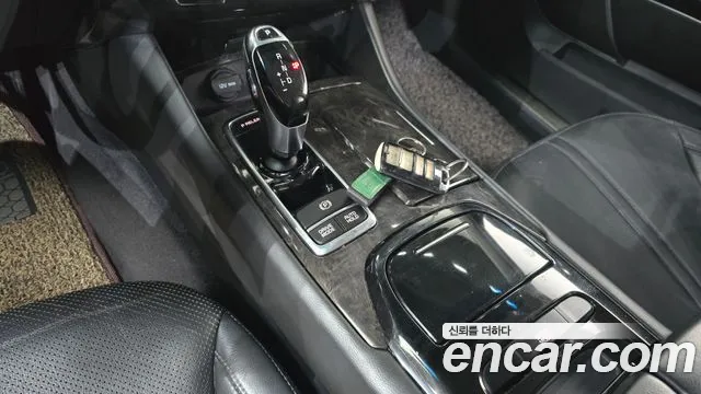 Kia K9 2016 thumb 9