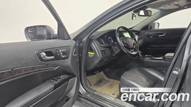 Kia K9 2016 thumb 10
