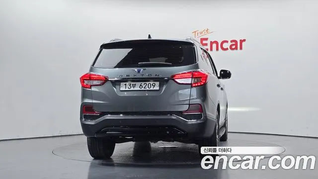 KG_Mobility_Ssangyong Rexton 2018 thumb 4