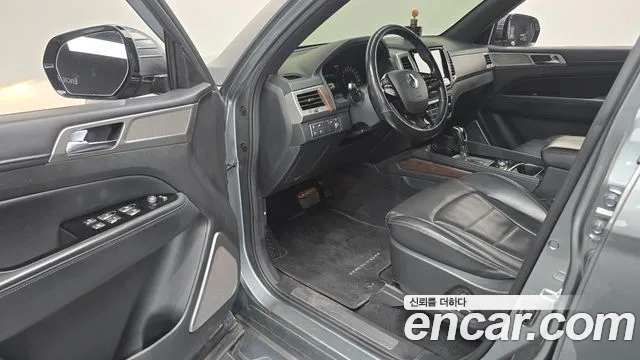 KG_Mobility_Ssangyong Rexton 2018 thumb 10