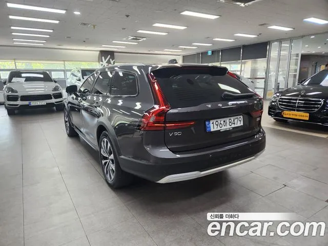 Volvo V90 2024 thumb 2