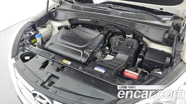 Hyundai Santa Fe 2014 thumb 6