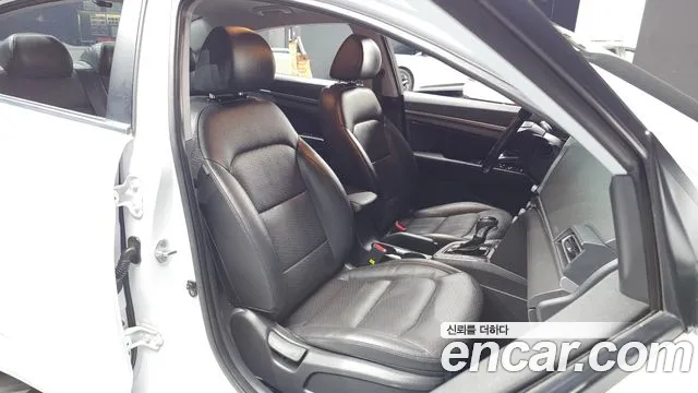 Hyundai Avante 2019 thumb 10