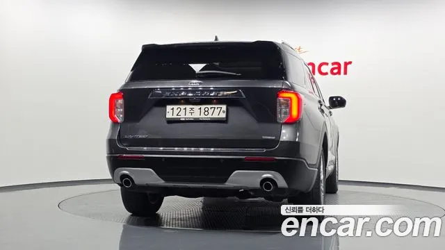 Ford Explorer 2020 thumb 3