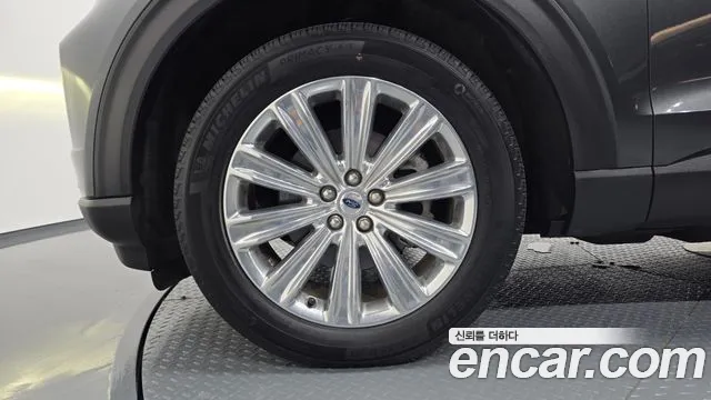 Ford Explorer 2020 thumb 4