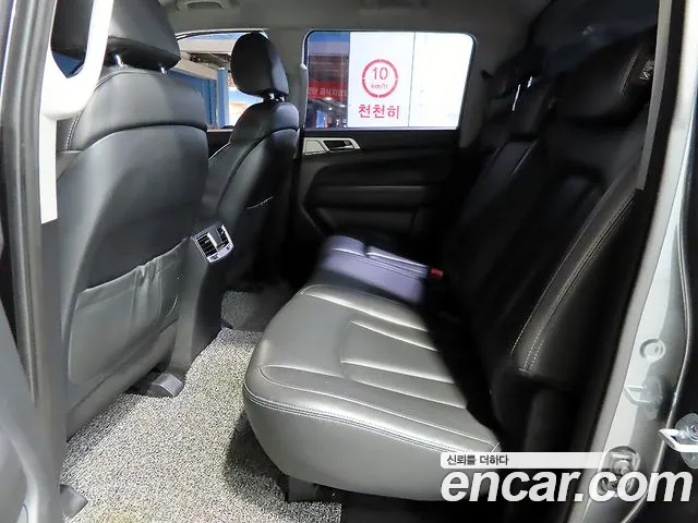 KG_Mobility_Ssangyong Rexton 2018 thumb 7