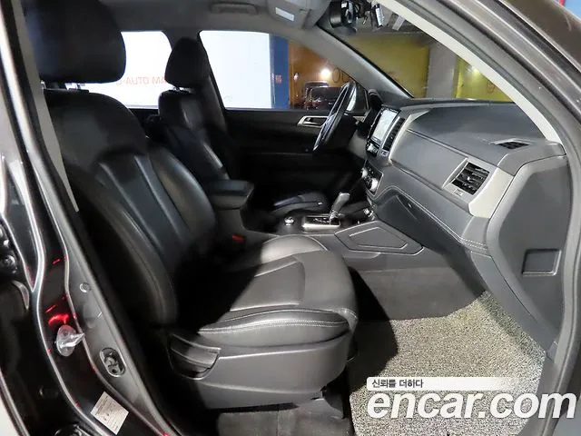 KG_Mobility_Ssangyong Rexton 2018 thumb 8