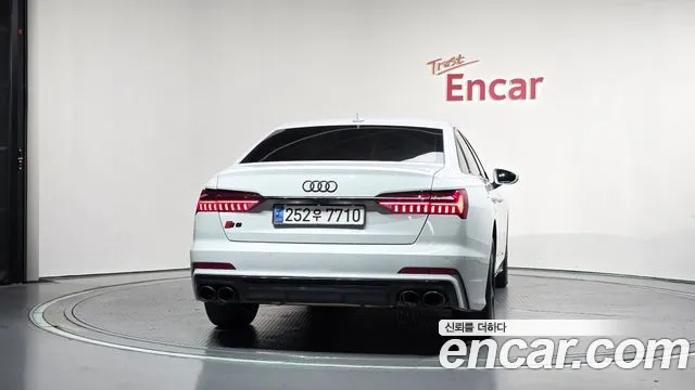 Audi A6 2019 thumb 4