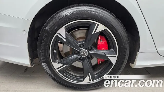 Audi A6 2019 thumb 5