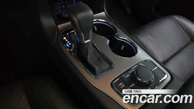 Jeep Cherokee 2019 thumb 8