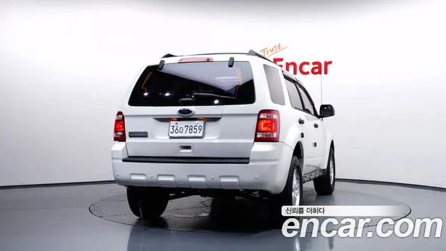 Ford Escape 2011 thumb 4