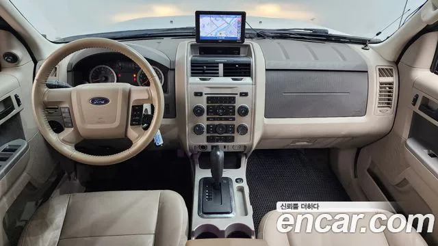 Ford Escape 2011 thumb 7