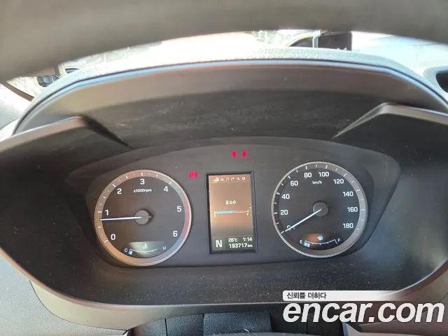 Hyundai Staria 2016 thumb 8