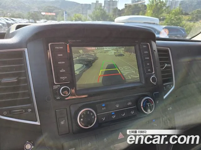 Hyundai Staria 2016 thumb 10