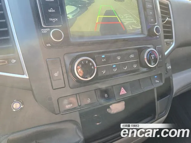 Hyundai Staria 2016 thumb 11