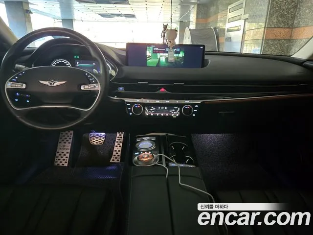 Genesis G80 2020 thumb 10