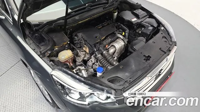Peugeot 508 2016 thumb 6
