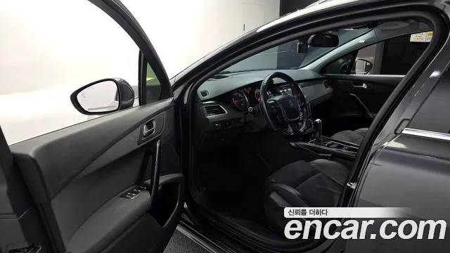 Peugeot 508 2016 thumb 10