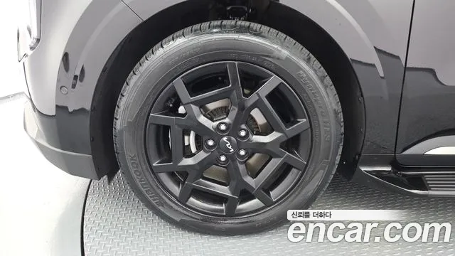 Kia Carnival 2024 thumb 5