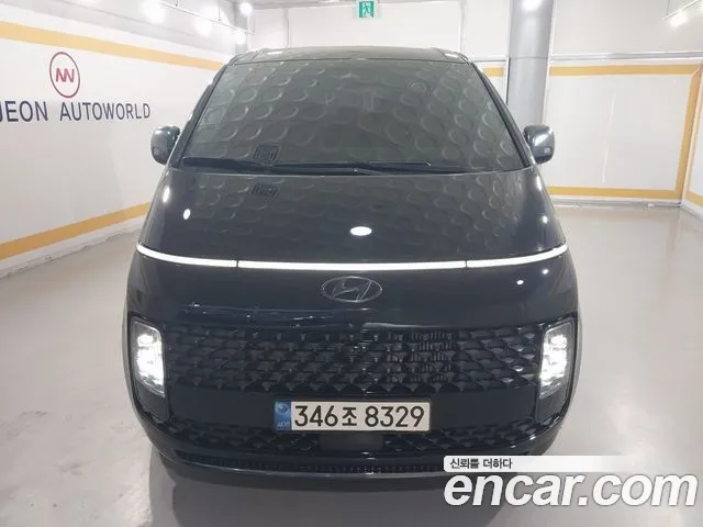 Hyundai Staria 2022 thumb 2