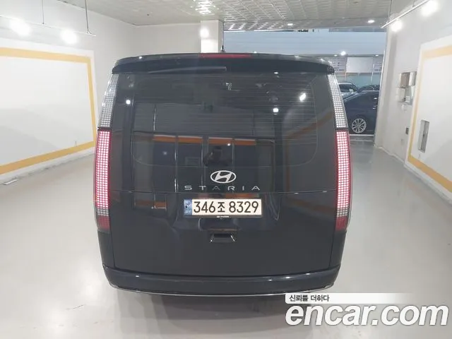 Hyundai Staria 2022 thumb 4