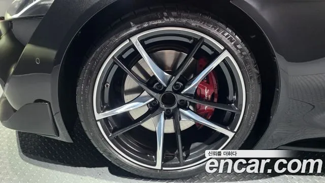 Toyota Supra 2024 thumb 5