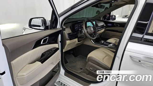 Kia Carnival 2021 thumb 10