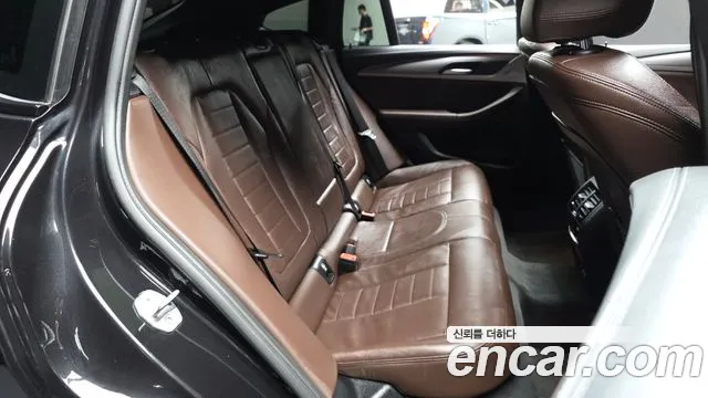 BMW X4 2021 thumb 12