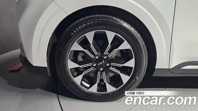 Kia Carnival 2022 thumb 5