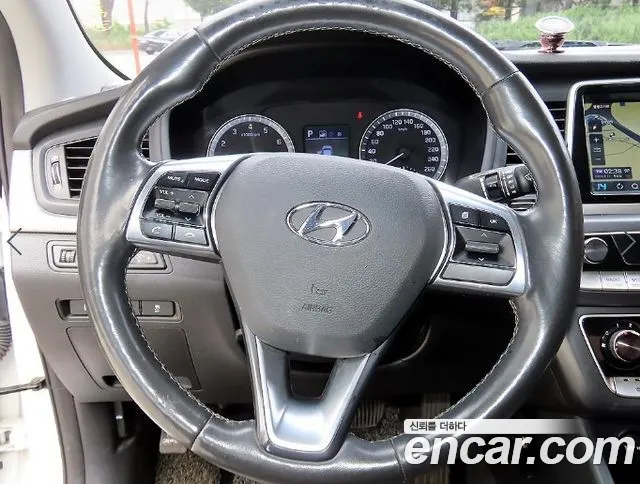 Hyundai Sonata 2017 thumb 8