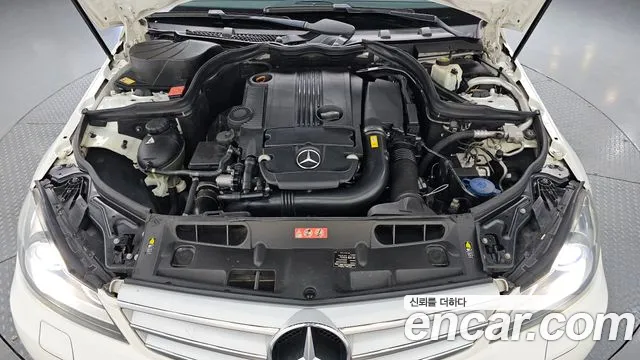 Mercedes-Benz C-Класс 2013 thumb 6