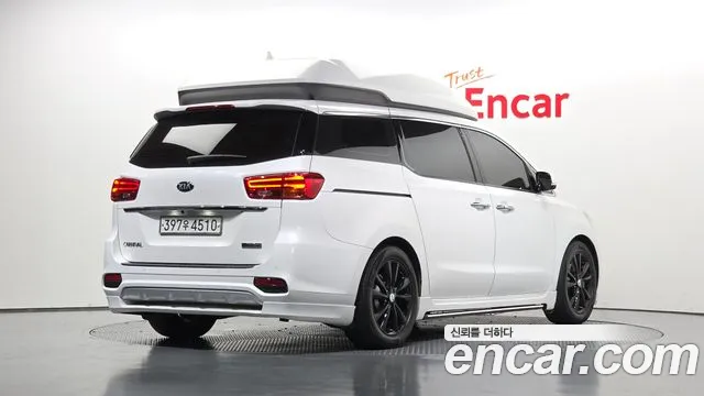 Kia Carnival 2020 thumb 2